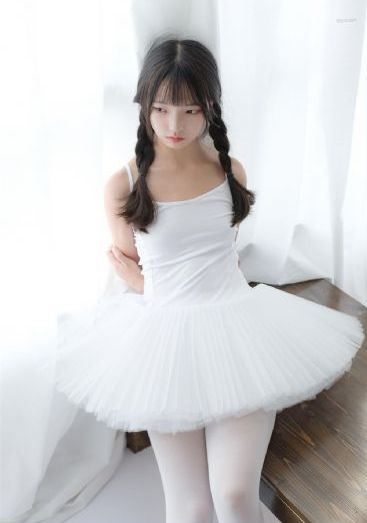 欧美小孩哭泣图片唯美_BD完整在线观看