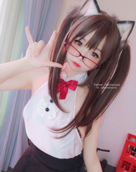 人妻av久久久精品久中出_蓝光在线观看完整版