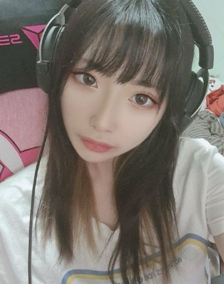欧美乳神在线大尺度_超清高清完整版