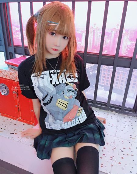 欧美三级跳远美女_4K在线播放观看